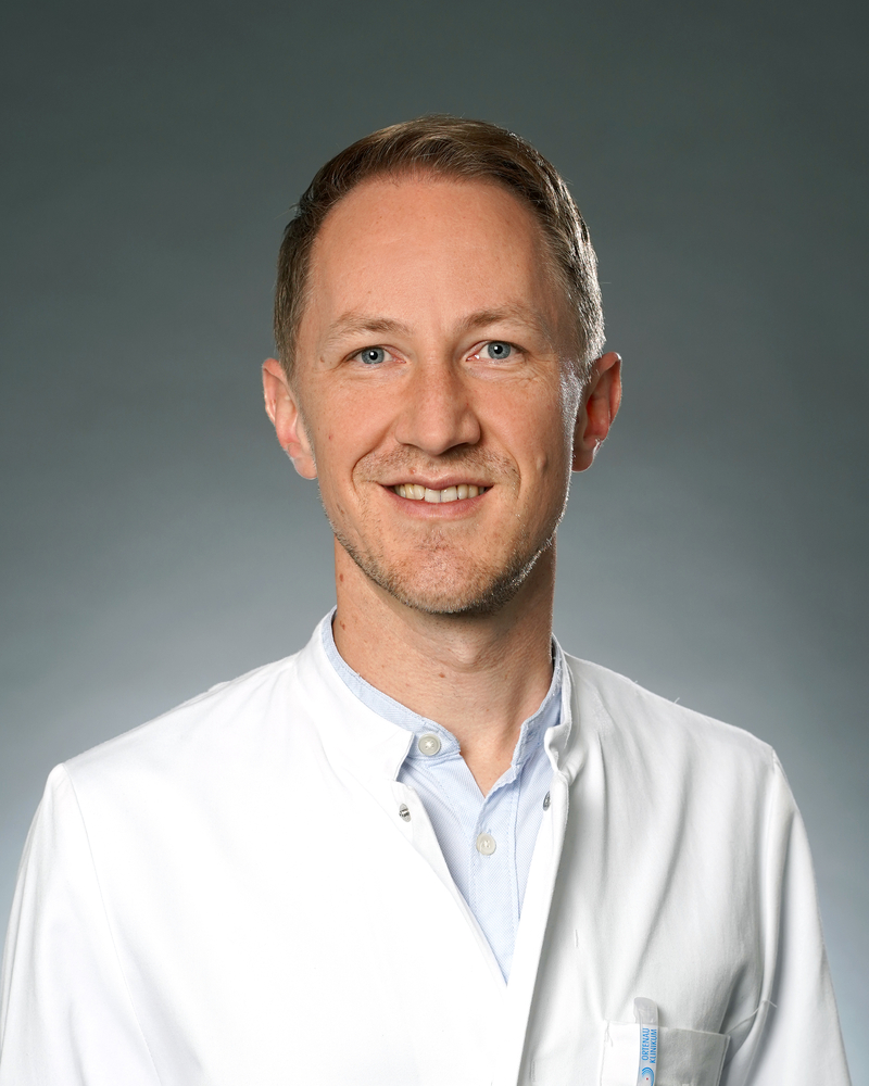 Abbildung: Dr. Jan Ruben Thiele Sektionsleiter Plastische-, Ästhetische und MKG-Chirurgie