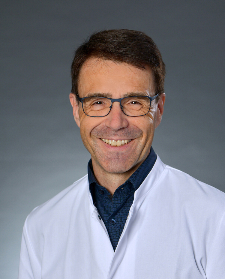 Portrait: Privat-Dozent Dr. Carsten Schwänen - Chefarzt