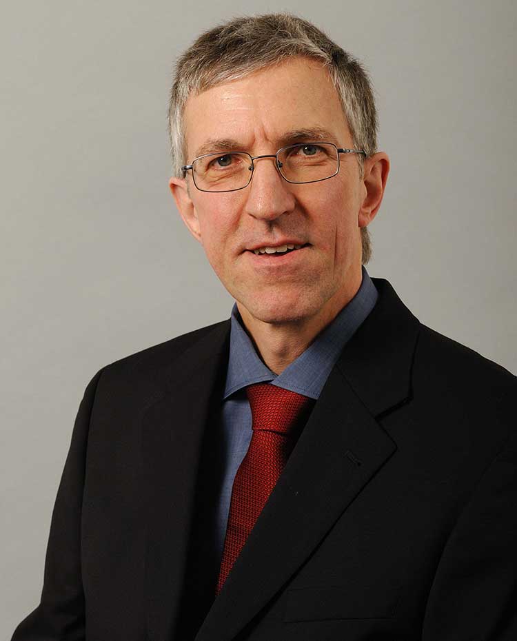 Portrait: Dr. Lothar Latzke